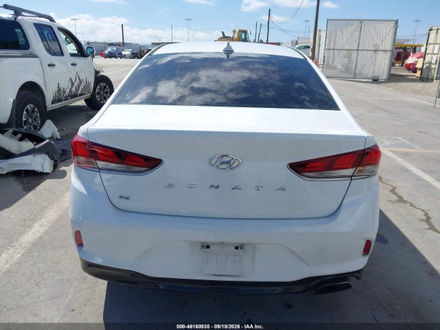 Hyundai SONATA SE 2018 5NPE24AF1JH598288 Image 16