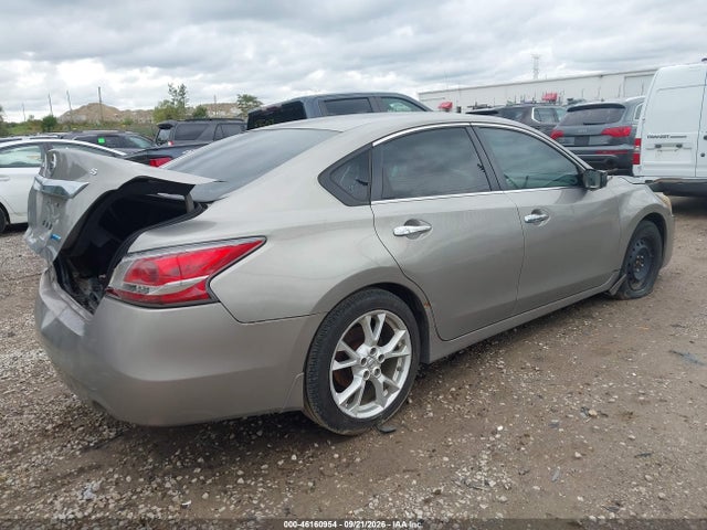 Auction sale of the 2014 Nissan Altima 2.5 S, vin: 1N4AL3AP3EC114031, lot number: 46160954