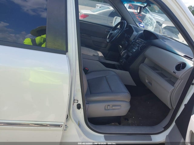 Honda Pilot Touring 2014 5FNYF3H99EB018611 Image 5