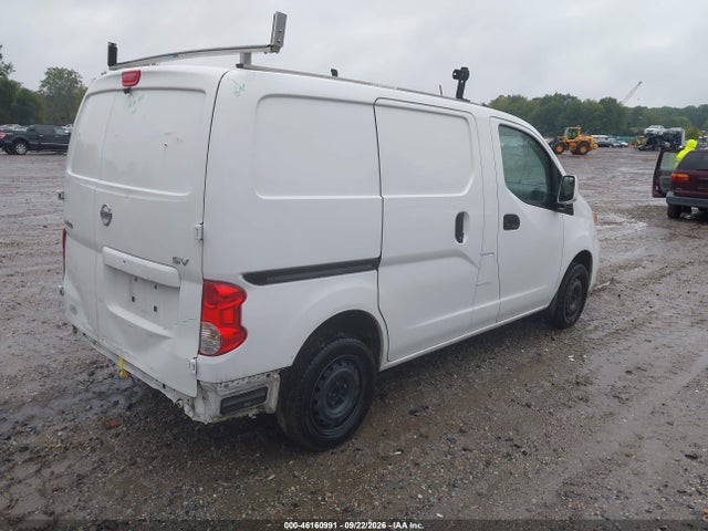 46160991 :رقم المزاد ، 3N6CM0KN3FK695583 vin ، 2015 Nissan Nv200 Sv مزاد بيع