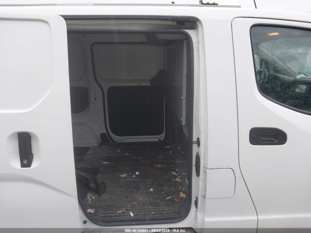 46160991 :رقم المزاد ، 3N6CM0KN3FK695583 vin ، 2015 Nissan Nv200 Sv مزاد بيع