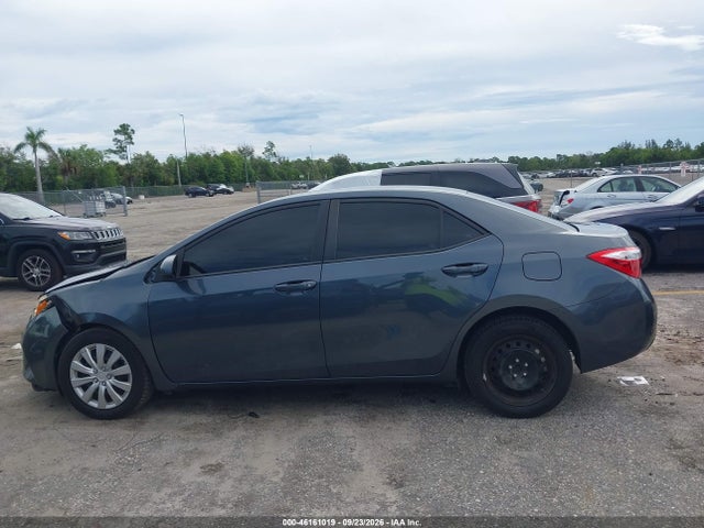 2015 Toyota Corolla Le მანქანა იყიდება აუქციონზე, vin: 2T1BURHEXFC389665, აუქციონის ნომერი: 46161019
