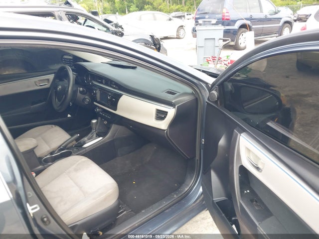 2015 Toyota Corolla Le მანქანა იყიდება აუქციონზე, vin: 2T1BURHEXFC389665, აუქციონის ნომერი: 46161019