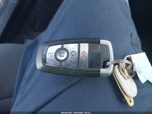 46161027 :رقم المزاد ، 3FA6P0H71JR226725 vin ، 2018 Ford Fusion Se مزاد بيع