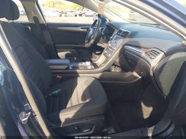 46161027 :رقم المزاد ، 3FA6P0H71JR226725 vin ، 2018 Ford Fusion Se مزاد بيع