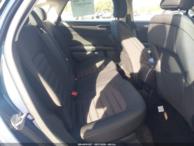 46161027 :رقم المزاد ، 3FA6P0H71JR226725 vin ، 2018 Ford Fusion Se مزاد بيع