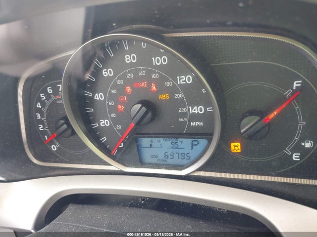 Toyota RAV4 LE 2014 JTMZFREV3EJ000803 Image 7