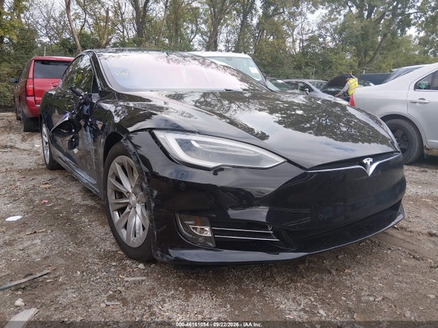 Продажа на аукционе авто 2017 Tesla Model S 100d/60d/75d/90d/p100d, vin: 5YJSA1E27HF229066, номер лота: 46161054