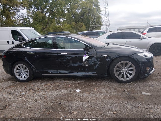 Продажа на аукционе авто 2017 Tesla Model S 100d/60d/75d/90d/p100d, vin: 5YJSA1E27HF229066, номер лота: 46161054