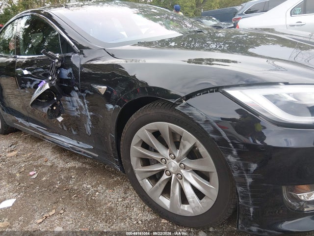 Продажа на аукционе авто 2017 Tesla Model S 100d/60d/75d/90d/p100d, vin: 5YJSA1E27HF229066, номер лота: 46161054