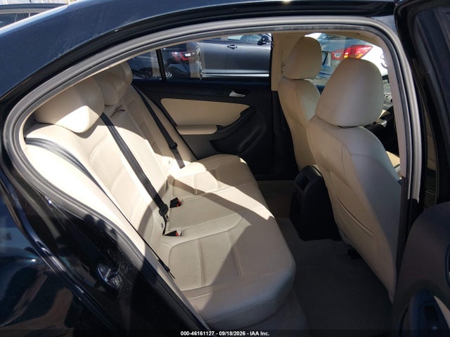 3VWD17AJ7EM222731 Volkswagen Jetta 1.8t Se