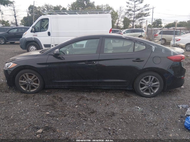 Продажа на аукционе авто 2017 Hyundai Elantra Se, vin: 5NPD84LF7HH073673, номер лота: 46161190