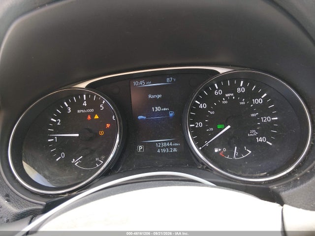 2015 Nissan Rogue S მანქანა იყიდება აუქციონზე, vin: 5N1AT2MV9FC838432, აუქციონის ნომერი: 46161206