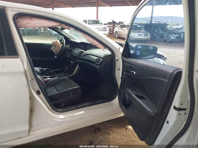 Продажа на аукционе авто 2016 Honda Accord Sport, vin: 1HGCR2F5XGA167117, номер лота: 46161209