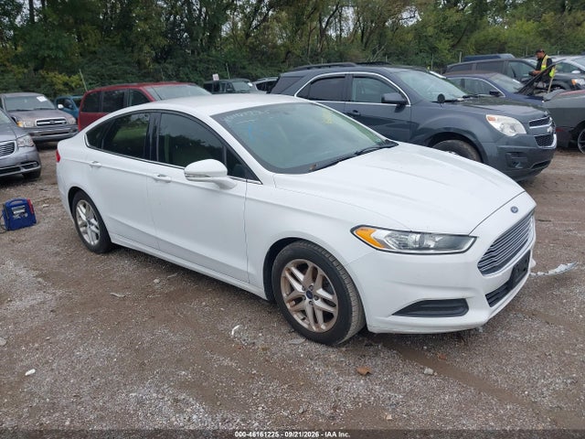 46161225 :رقم المزاد ، 3FA6P0H72GR125833 vin ، 2016 Ford Fusion Se مزاد بيع