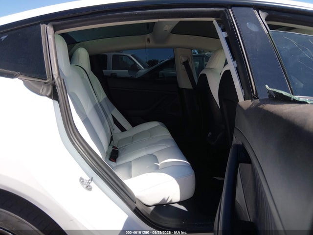 46161250 :رقم المزاد ، 5YJ3E1EA2NF374673 vin ، 2022 Tesla Model 3 Rear-wheel Drive مزاد بيع