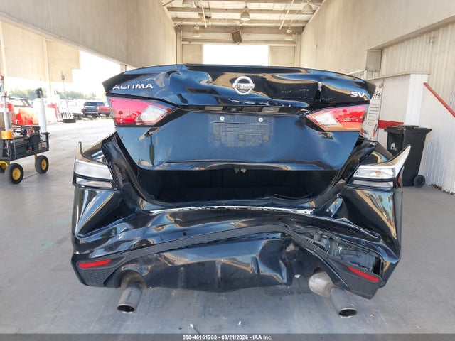 46161263 :رقم المزاد ، 1N4BL4DVXNN341743 vin ، 2022 Nissan Altima Sv Fwd مزاد بيع