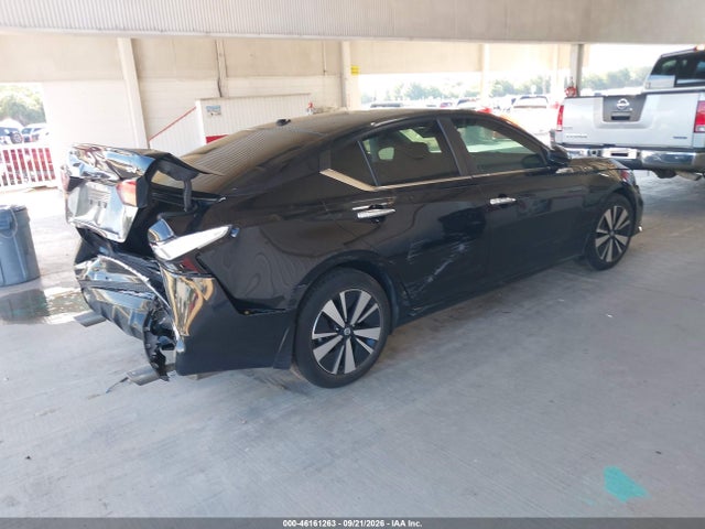 46161263 :رقم المزاد ، 1N4BL4DVXNN341743 vin ، 2022 Nissan Altima Sv Fwd مزاد بيع