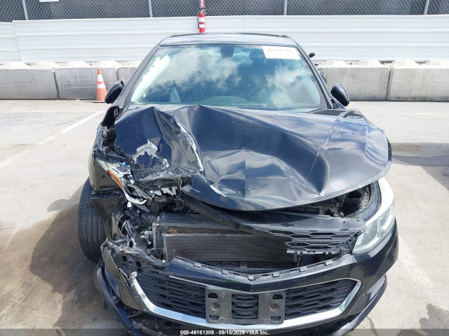Продаж на аукціоні авто 2018 Chevrolet Cruze Ls Auto, vin: 1G1BC5SM9J7181548, номер лоту: 46161309