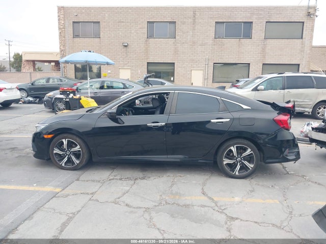 46161330 :رقم المزاد ، 19XFC1F93HE202492 vin ، 2017 Honda Civic Touring مزاد بيع