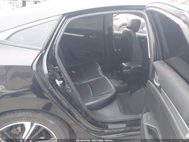 46161330 :رقم المزاد ، 19XFC1F93HE202492 vin ، 2017 Honda Civic Touring مزاد بيع