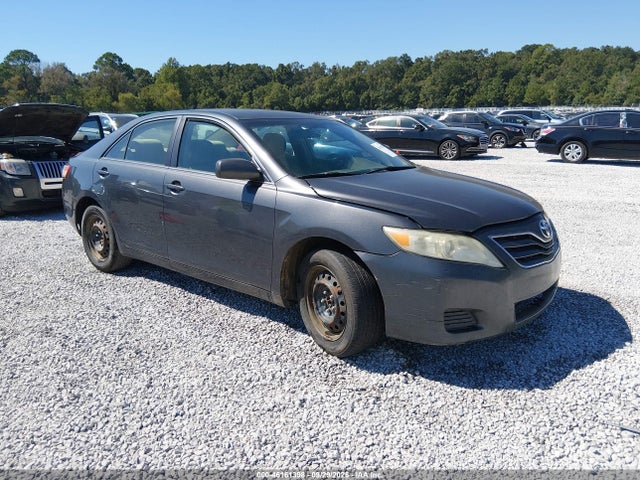 2010 Toyota Camry Le მანქანა იყიდება აუქციონზე, vin: 4T1BF3EK2AU018329, აუქციონის ნომერი: 46161398
