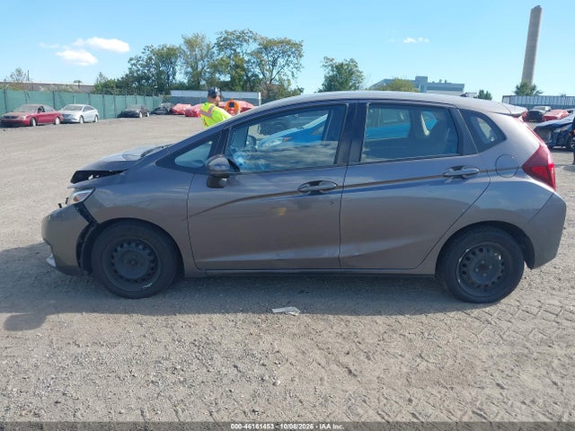 Продаж на аукціоні авто 2017 Honda Fit Lx, vin: JHMGK5H58HS019190, номер лоту: 46161453