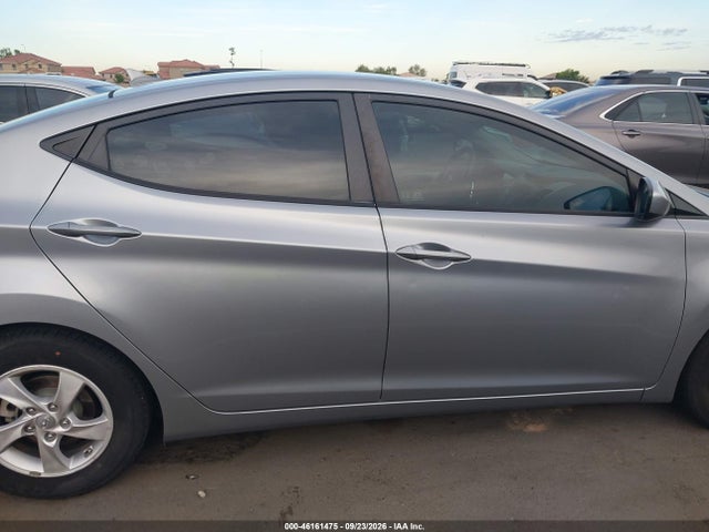 46161475 :رقم المزاد ، 5NPDH4AE1FH585792 vin ، 2015 Hyundai Elantra Se مزاد بيع