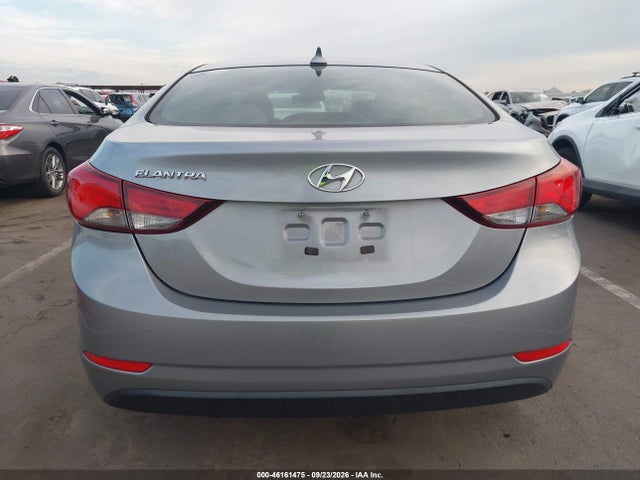 46161475 :رقم المزاد ، 5NPDH4AE1FH585792 vin ، 2015 Hyundai Elantra Se مزاد بيع