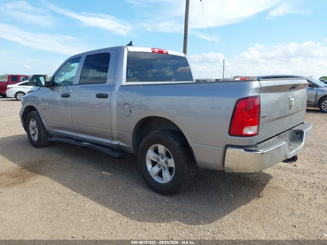 46161523 :رقم المزاد ، 1C6RR6LG4NS242172 vin ، 2022 Ram 1500 Classic Slt  4x2 5'7 Box مزاد بيع