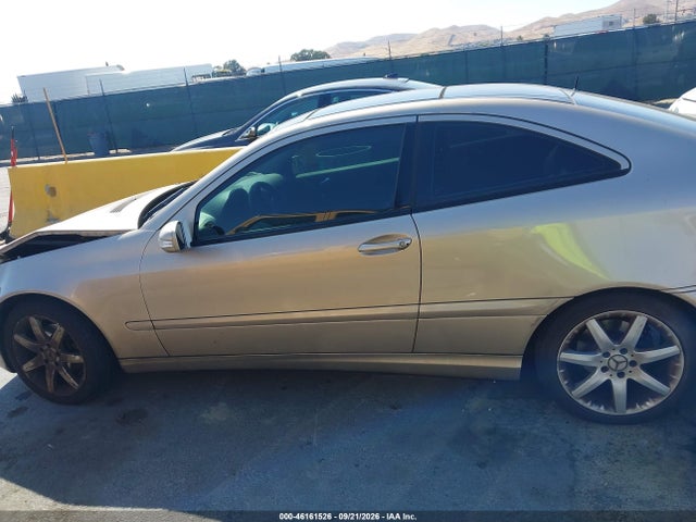 Продаж на аукціоні авто 2005 Mercedes-benz C 230 Kompressor Sport, vin: WDBRN40J65A668071, номер лоту: 46161526
