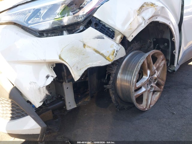 2021 Toyota C-hr Le მანქანა იყიდება აუქციონზე, vin: JTNKHMBX1M1100042, აუქციონის ნომერი: 46161547