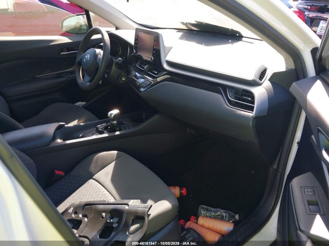 2021 Toyota C-hr Le მანქანა იყიდება აუქციონზე, vin: JTNKHMBX1M1100042, აუქციონის ნომერი: 46161547