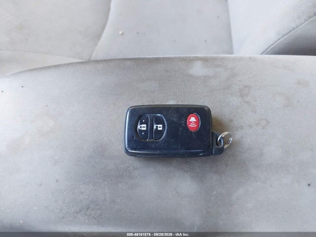 2010 Toyota Prius Iii მანქანა იყიდება აუქციონზე, vin: JTDKN3DU9A0033931, აუქციონის ნომერი: 46161578