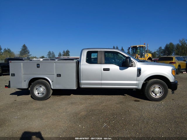 2017 Ford F-350 Xl მანქანა იყიდება აუქციონზე, vin: 1FD8X3A68HEE09926, აუქციონის ნომერი: 46161637