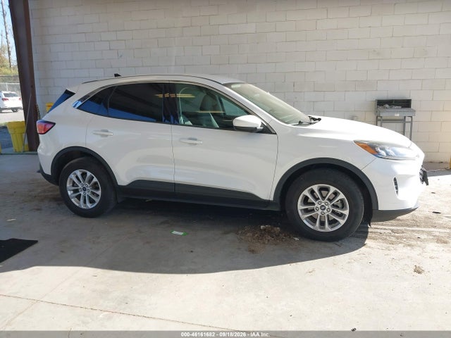 1FMCU9G62LUA86324 Ford ESCAPE SE