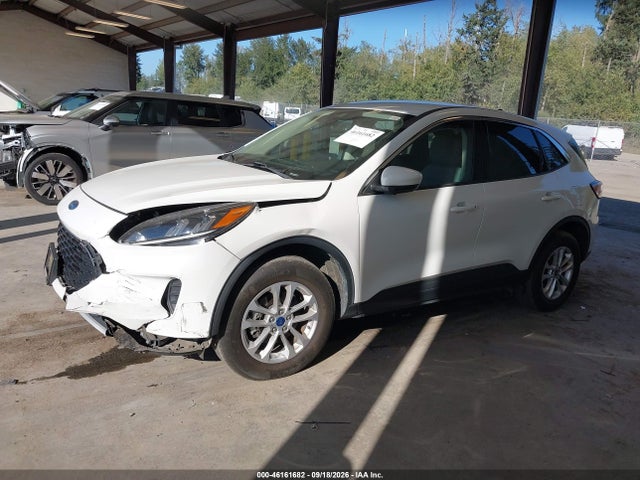 1FMCU9G62LUA86324 Ford ESCAPE SE