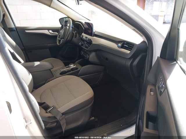 1FMCU9G62LUA86324 Ford ESCAPE SE