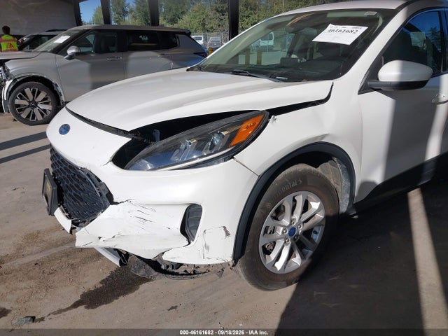 1FMCU9G62LUA86324 Ford ESCAPE SE