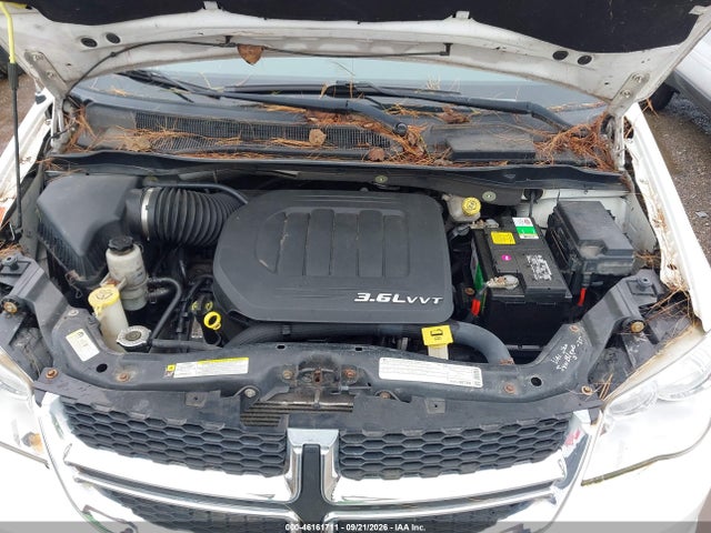 46161711 :رقم المزاد ، 2C4RDGCGXDR611615 vin ، 2013 Dodge Grand Caravan Sxt مزاد بيع