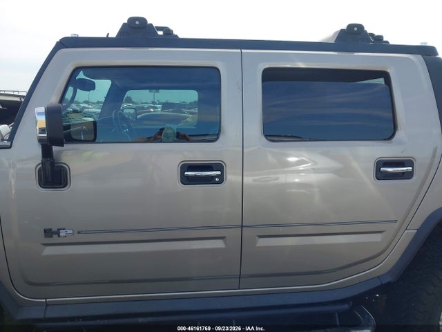 2005 Hummer H2 Sut მანქანა იყიდება აუქციონზე, vin: 5GRGN22U05H128242, აუქციონის ნომერი: 46161769