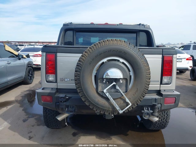 2005 Hummer H2 Sut მანქანა იყიდება აუქციონზე, vin: 5GRGN22U05H128242, აუქციონის ნომერი: 46161769