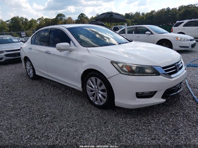 Auction sale of the 2013 Honda Accord Ex-l V-6, vin: 1HGCR3F8XDA005077, lot number: 46161805