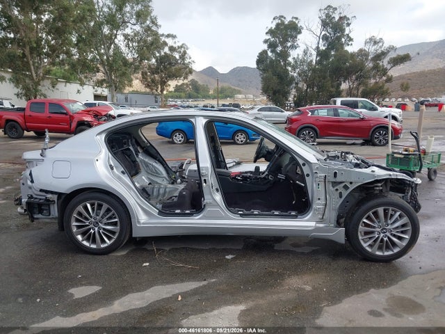 46161806 :رقم المزاد ، JN1EV7AP9JM590580 vin ، 2018 Infiniti Q50 3.0t Luxe مزاد بيع