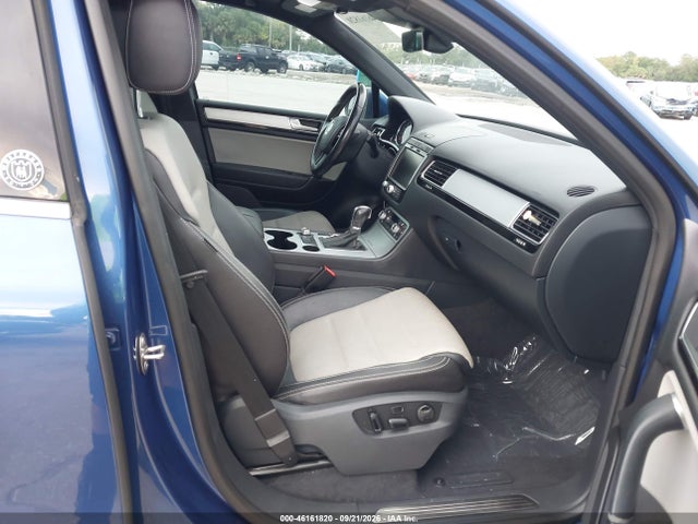 Продажа на аукционе авто 2017 Volkswagen Touareg V6 Wolfsburg Edition, vin: WVGRF7BP2HD004639, номер лота: 46161820