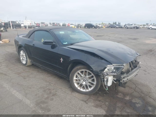 Продаж на аукціоні авто 2014 Ford Mustang V6 Premium, vin: 1ZVBP8EM6E5285311, номер лоту: 46161838