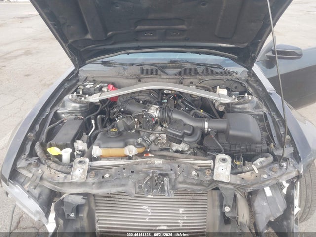 Продажа на аукционе авто 2014 Ford Mustang V6 Premium, vin: 1ZVBP8EM6E5285311, номер лота: 46161838