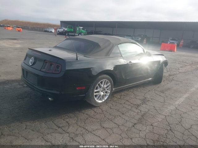 Продажа на аукционе авто 2014 Ford Mustang V6 Premium, vin: 1ZVBP8EM6E5285311, номер лота: 46161838