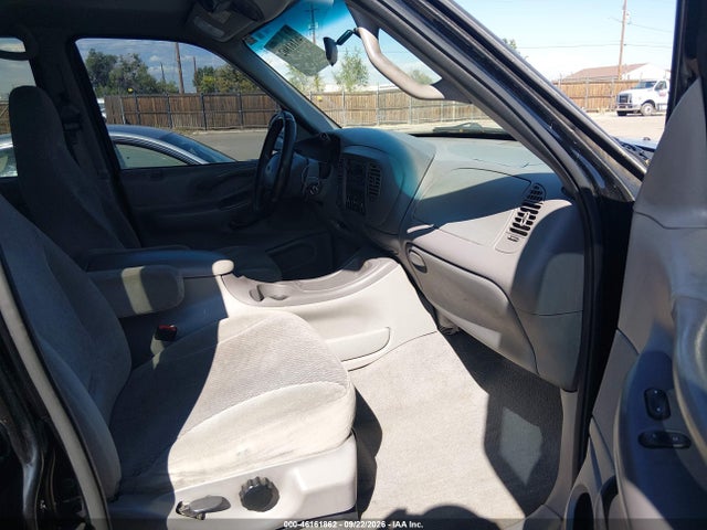 Продажа на аукционе авто 1998 Ford Expedition Eddie Bauer/xlt, vin: 1FMPU18L9WLB47251, номер лота: 46161862