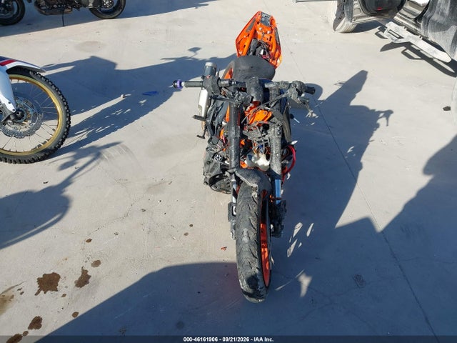 KTM 390 Duke 2017 MD2JYJ408HC270790 Image 5